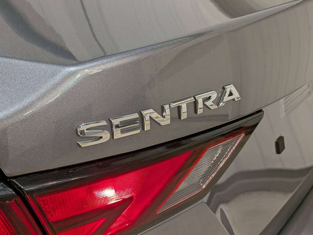 Nissan Sentra 2024