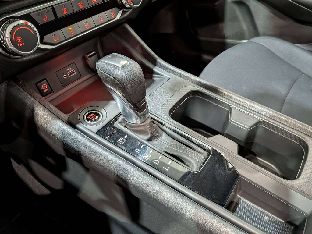 Nissan Sentra 2024
