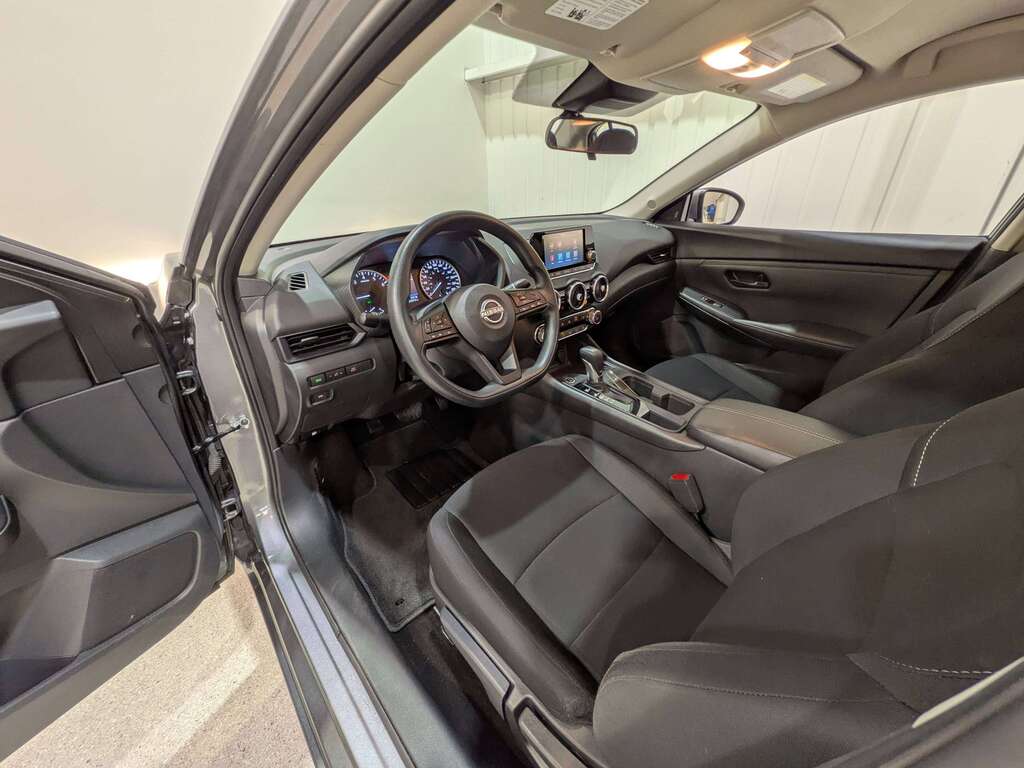 Nissan Sentra 2024
