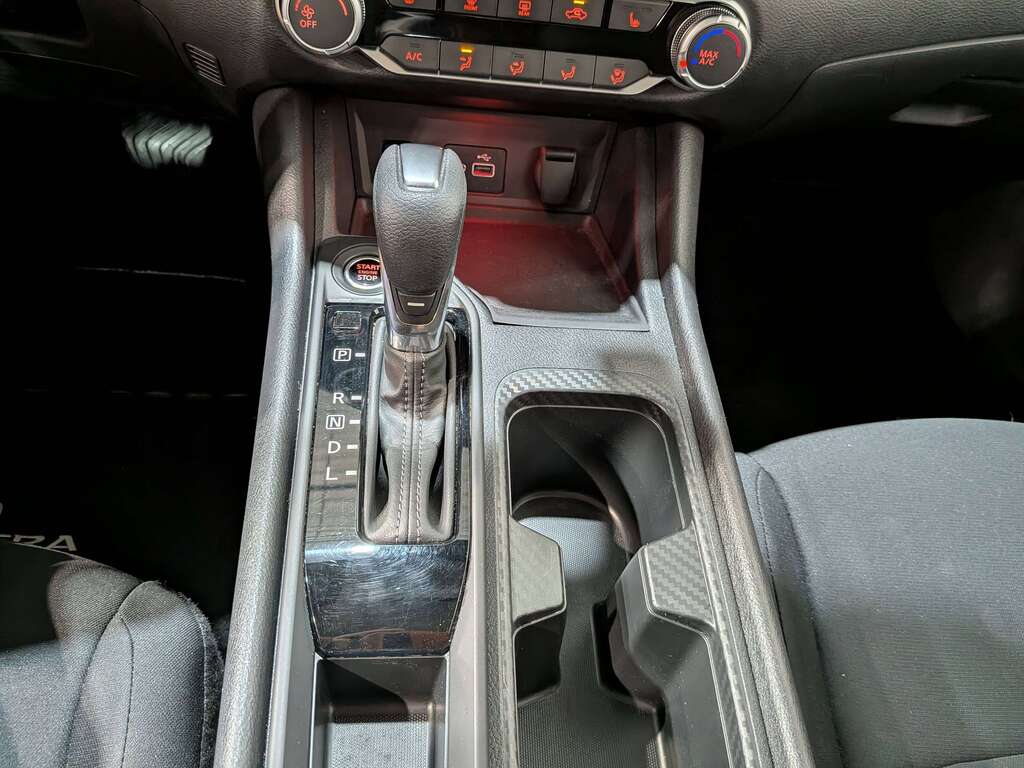 Nissan Sentra 2024