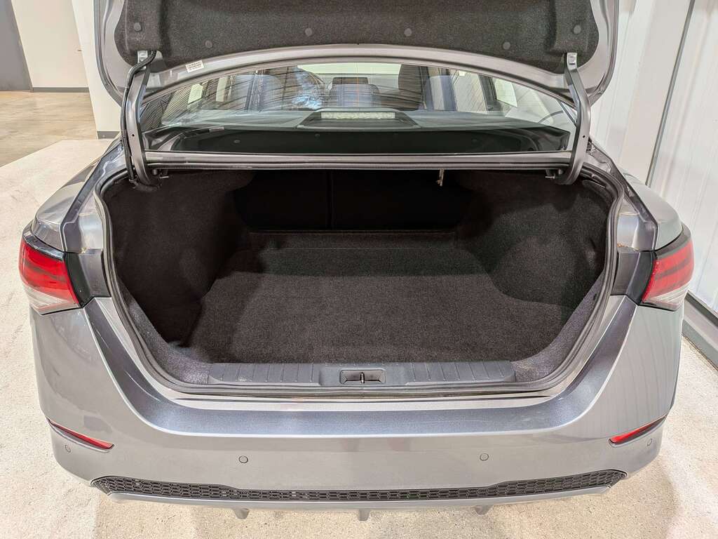 Nissan Sentra 2024