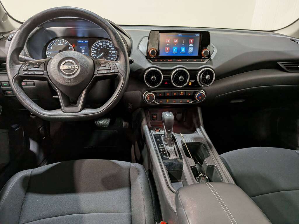 Nissan Sentra 2024