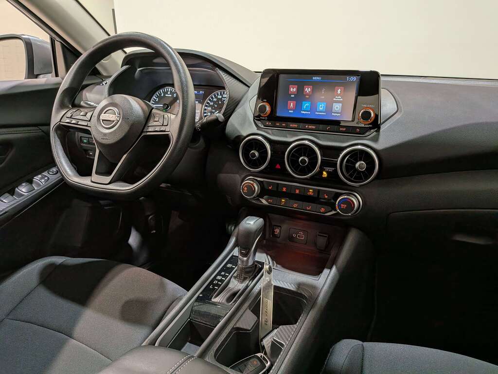 Nissan Sentra 2024