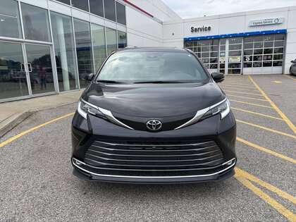 used 2026 Toyota Sienna car, priced at $68,995