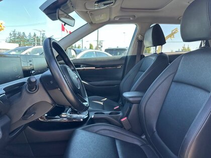 used 2025 Kia Seltos car, priced at $28,900