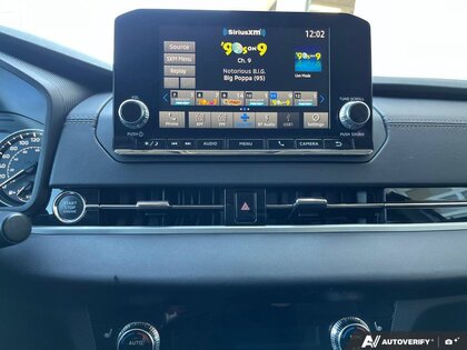 used 2024 Mitsubishi Outlander car, priced at $32,987