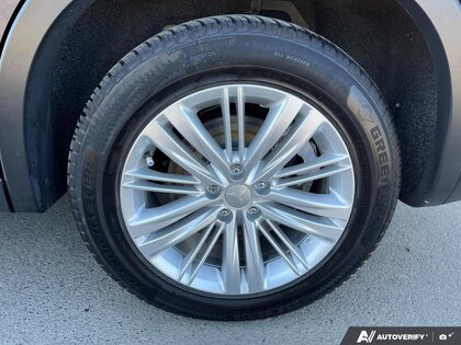 used 2024 Mitsubishi Outlander car, priced at $32,987