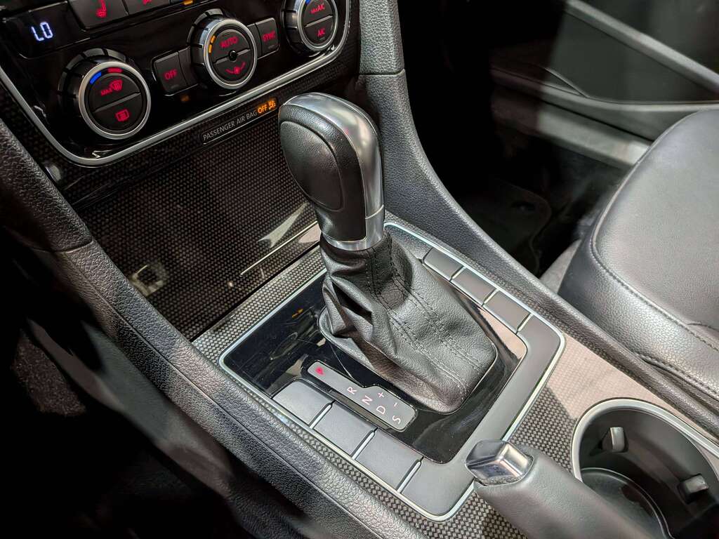 Volkswagen Passat 2014