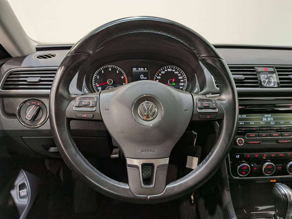 Volkswagen Passat 2014