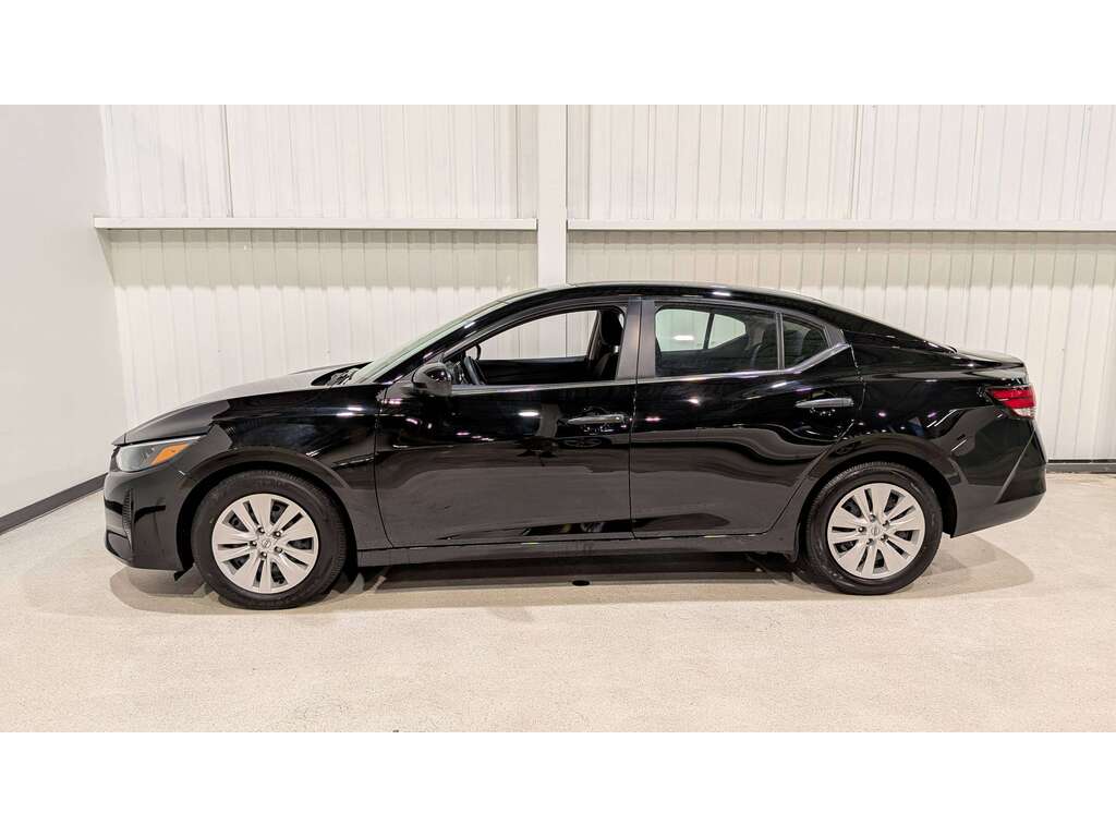 Nissan Sentra 2024