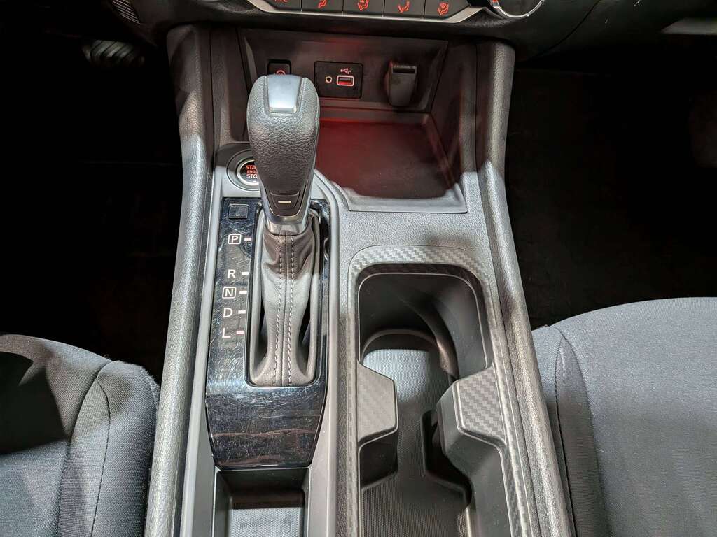 Nissan Sentra 2024