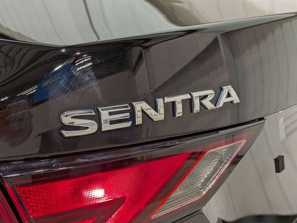Nissan Sentra 2024