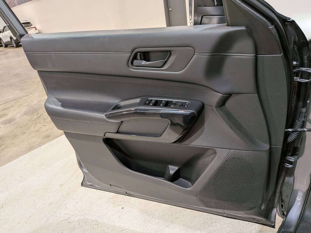Nissan Pathfinder 2024