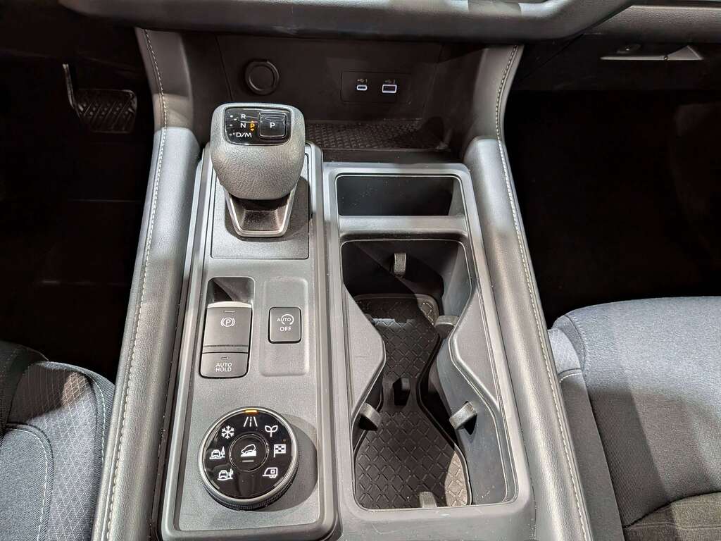 Nissan Pathfinder 2024