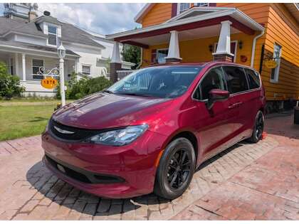used 2023 Chrysler Grand Caravan car, priced at $35,960