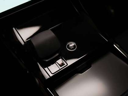 used 2025 Land Rover Range Rover Sport car, priced at $99,900