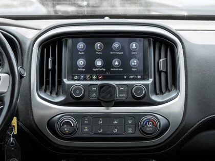 used 2020 GMC Canyon car, priced at $31,495