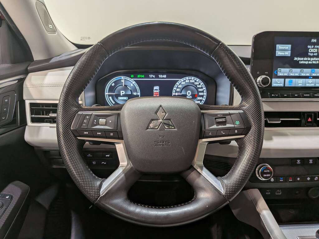 Mitsubishi Outlander 2023