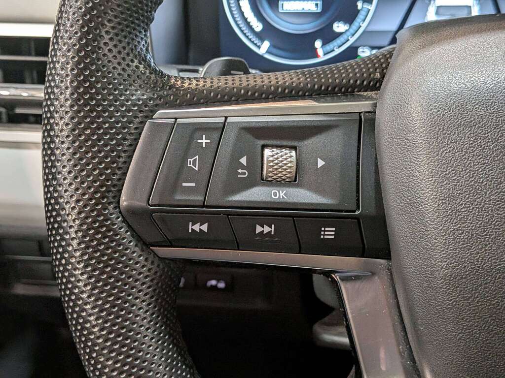 Mitsubishi Outlander 2023