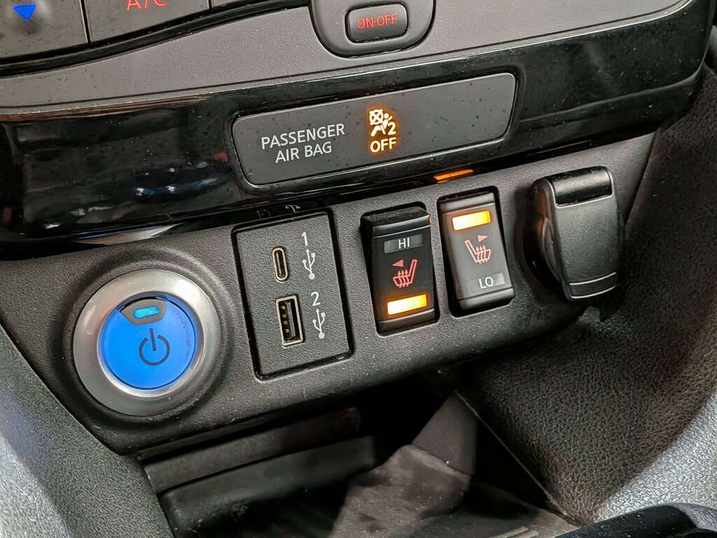 Nissan LEAF 2020