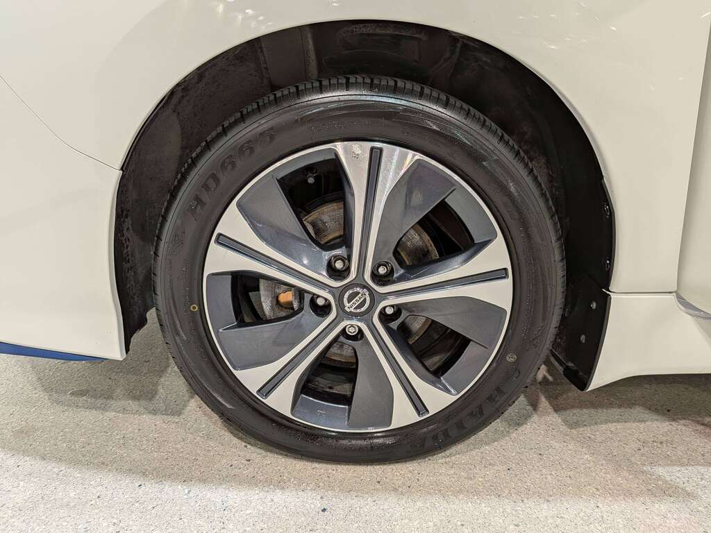 Nissan LEAF 2020