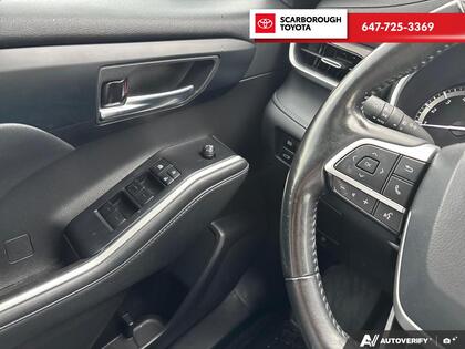 used 2022 Toyota Highlander car, priced at $38,795