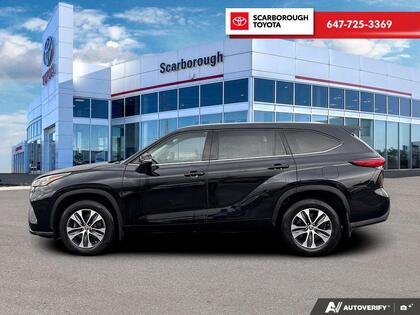 used 2022 Toyota Highlander car, priced at $38,795