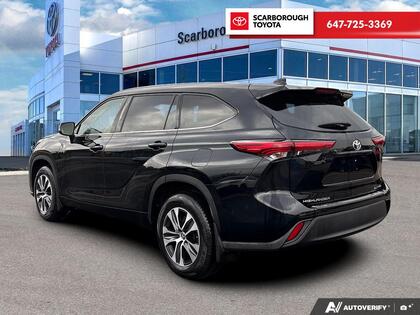 used 2022 Toyota Highlander car, priced at $38,795