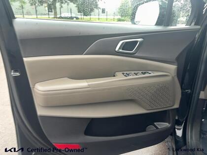 used 2025 Kia Carnival car, priced at $47,295