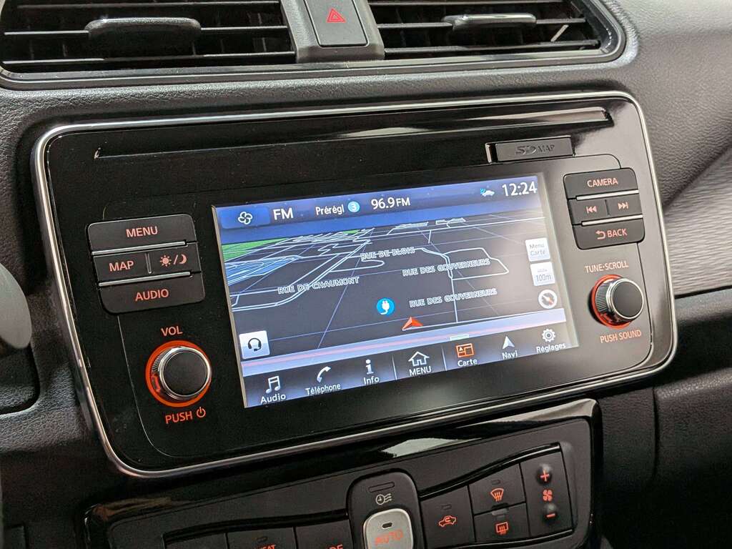 Nissan LEAF 2019