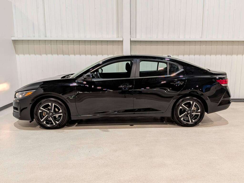 Nissan Sentra 2024