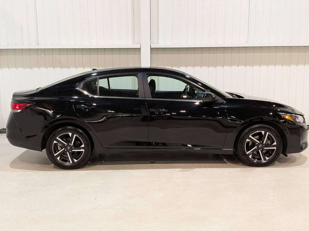 Nissan Sentra 2024