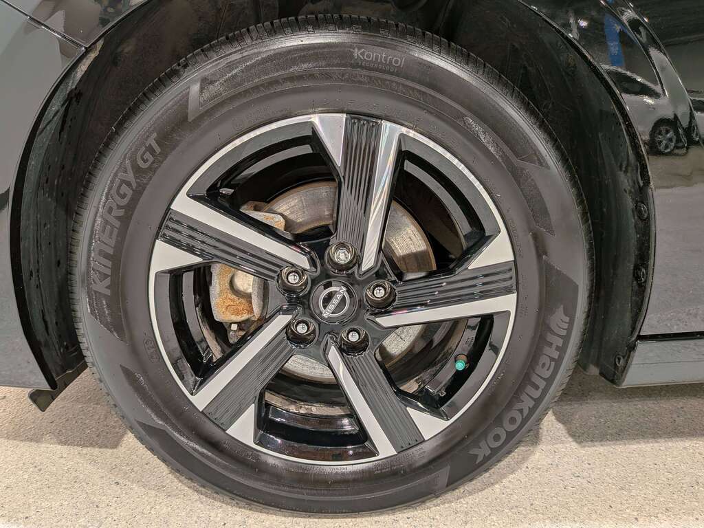 Nissan Sentra 2024