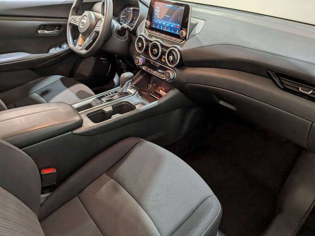 Nissan Sentra 2024