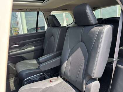 used 2024 Toyota Grand Highlander car