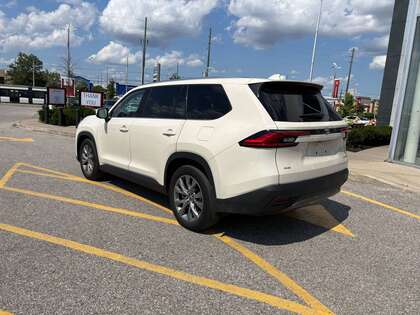 used 2024 Toyota Grand Highlander car