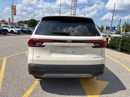 used 2024 Toyota Grand Highlander car