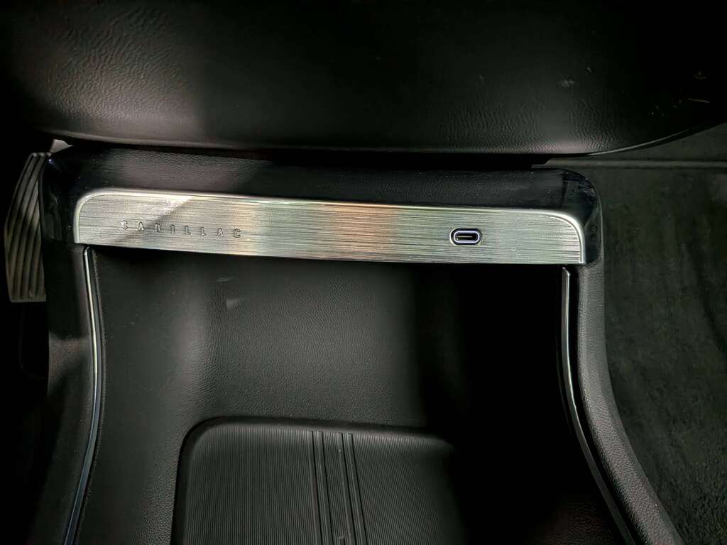 Cadillac LYRIQ 2024