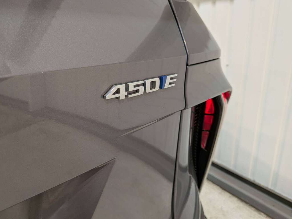 Cadillac LYRIQ 2024