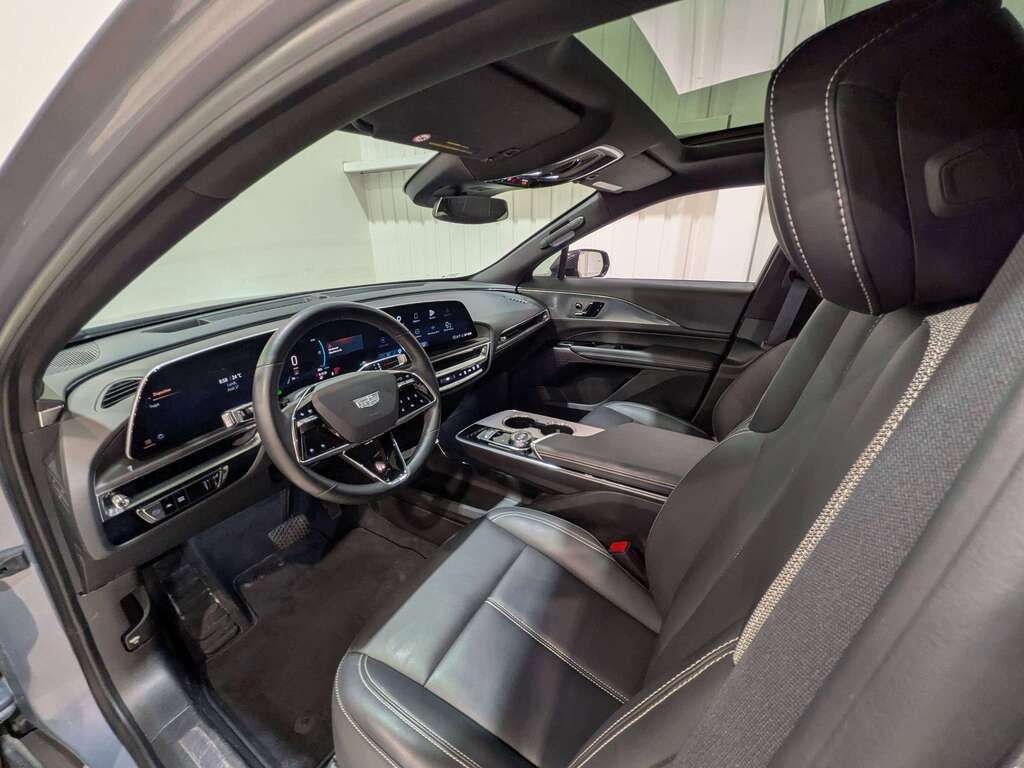 Cadillac LYRIQ 2024