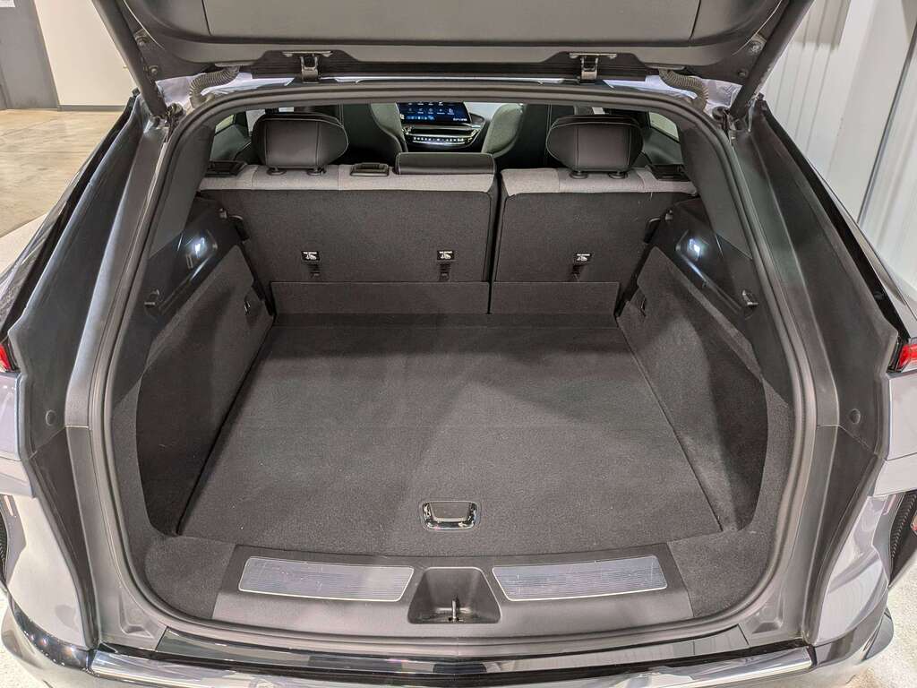Cadillac LYRIQ 2024