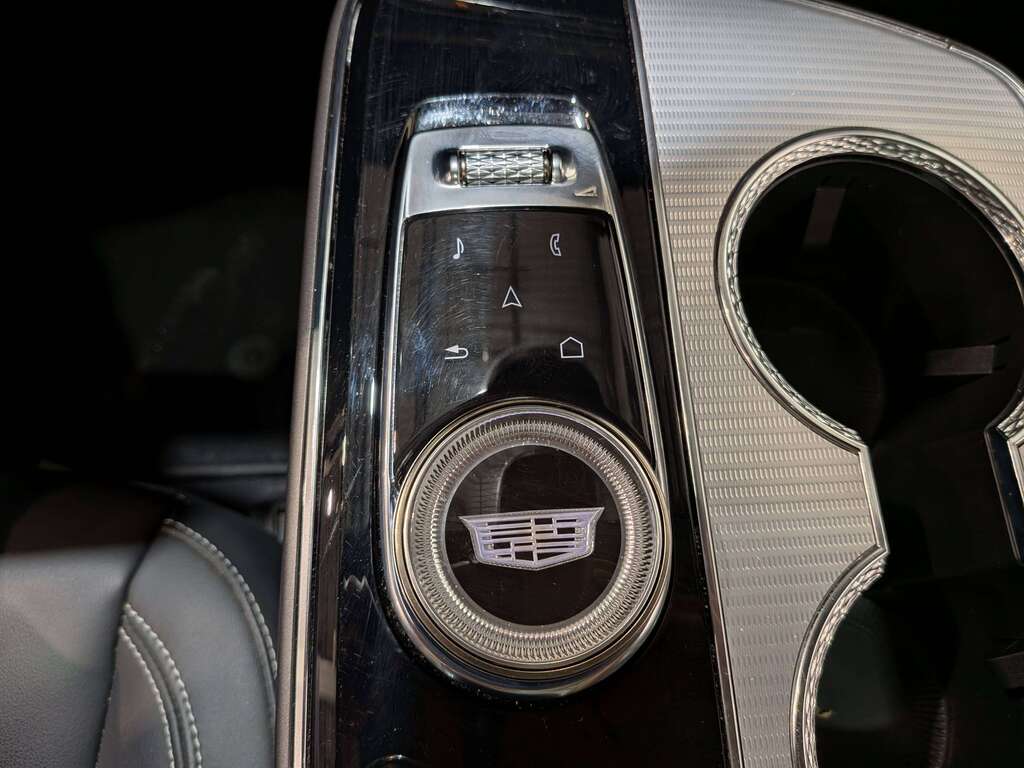 Cadillac LYRIQ 2024