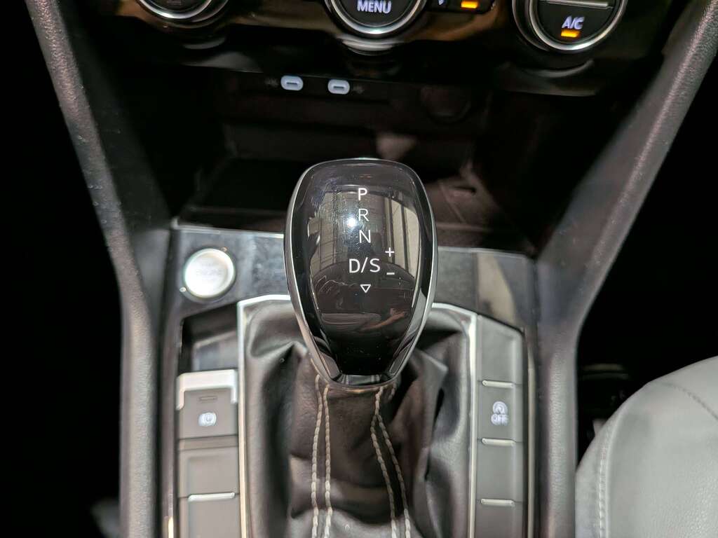 Volkswagen Taos 2024