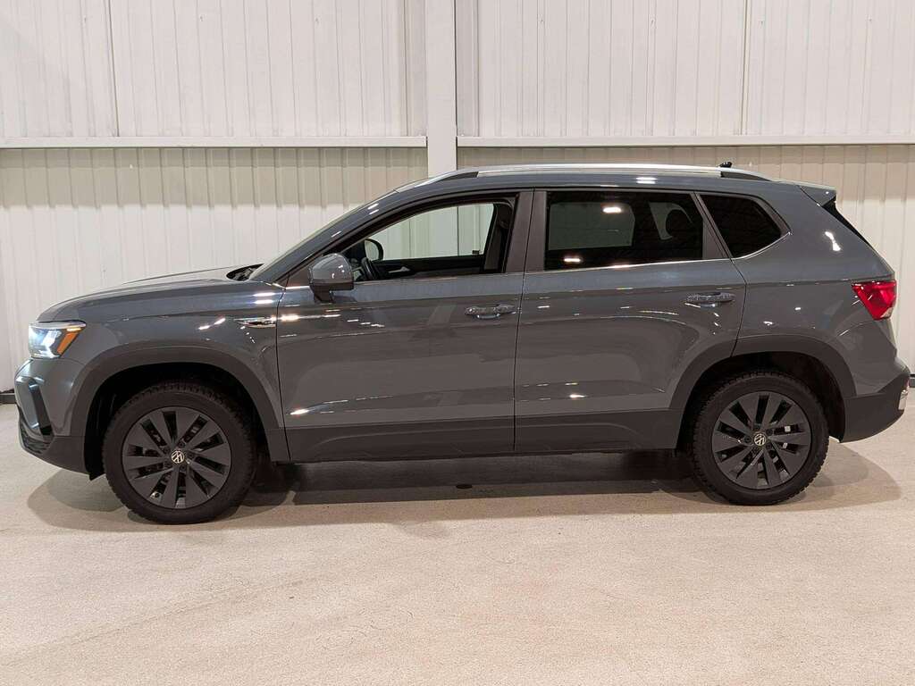 Volkswagen Taos 2024