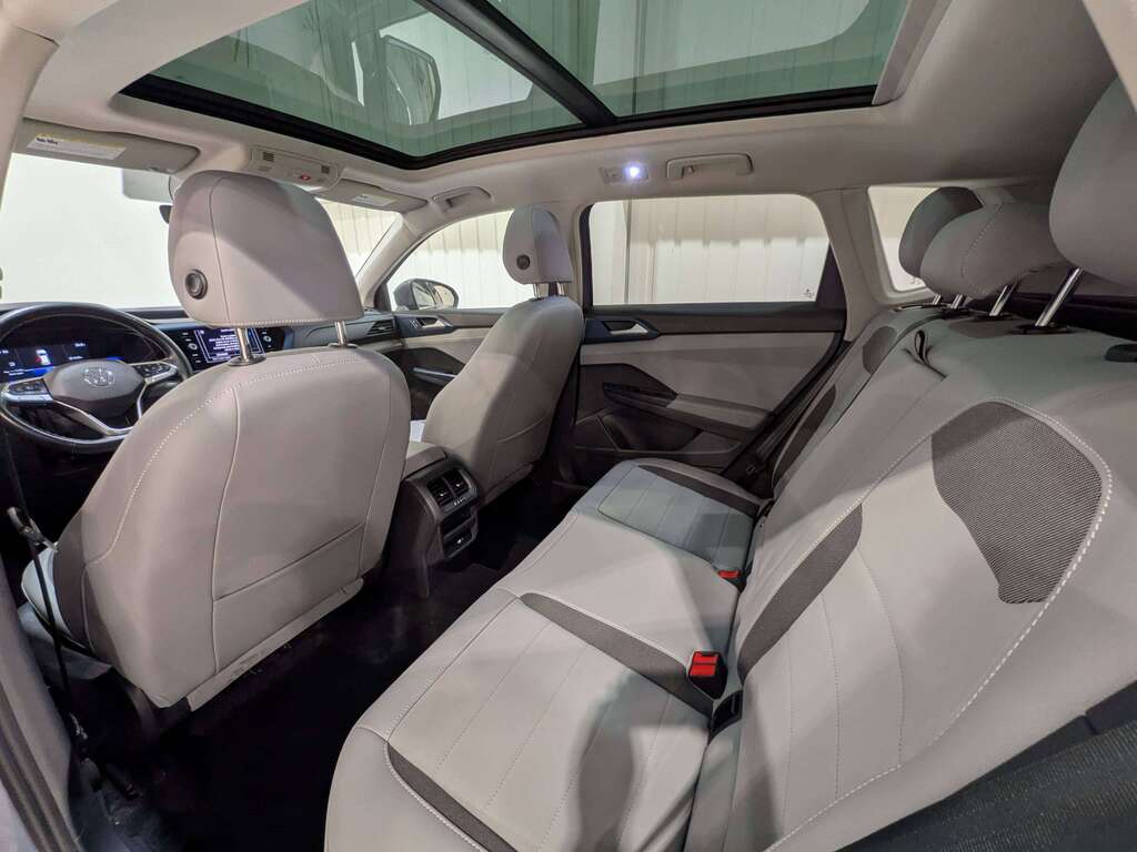 Volkswagen Taos 2024