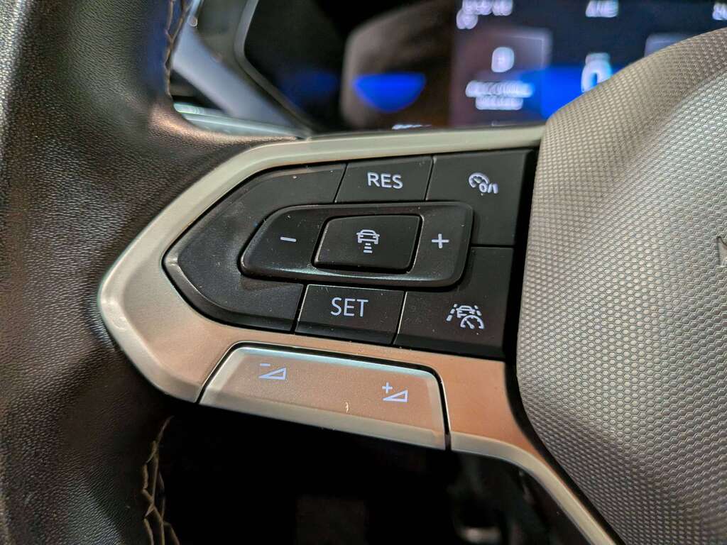 Volkswagen Taos 2024