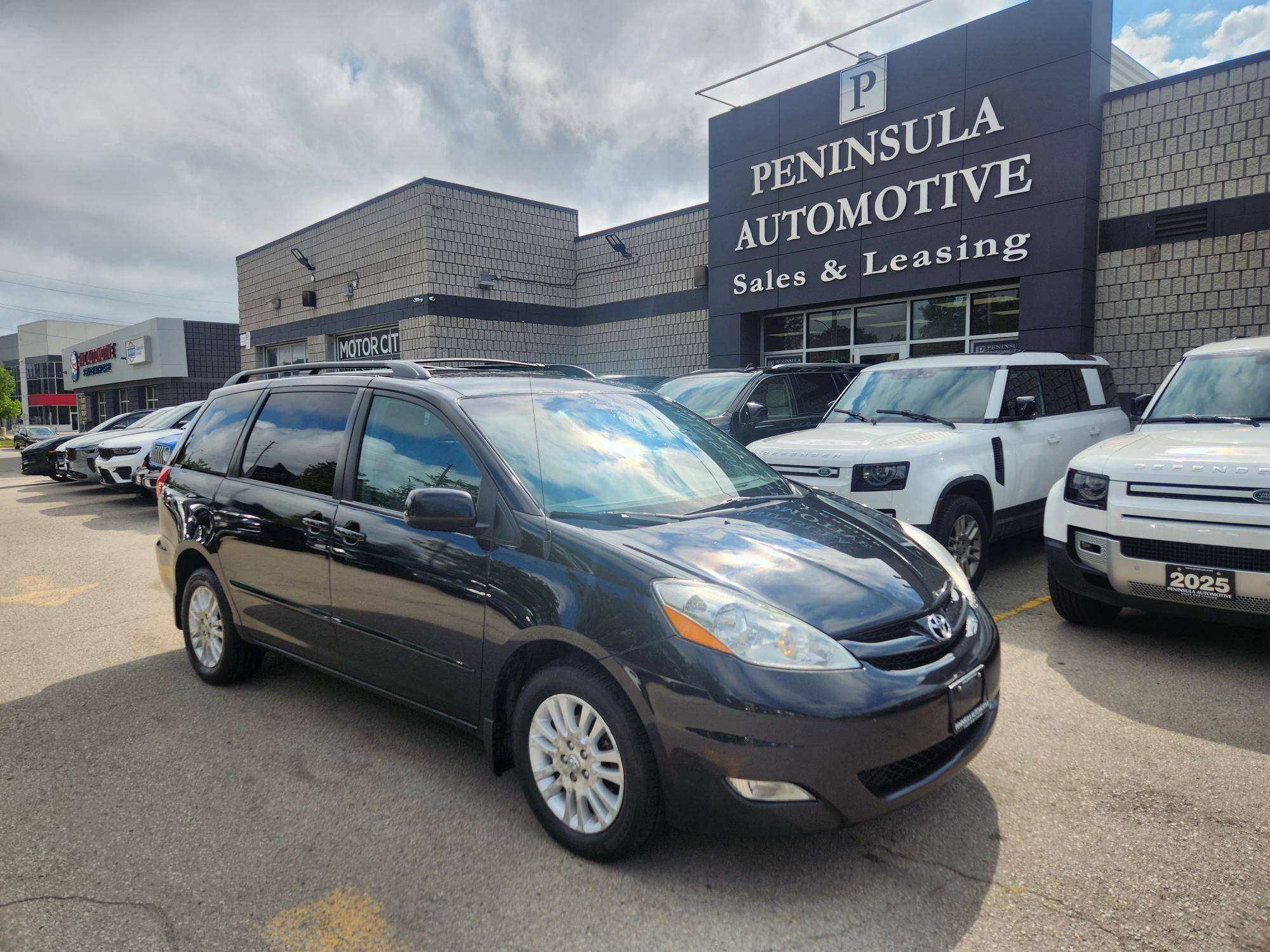 Black Onyx 2009 Toyota Sienna Minivan Automatic