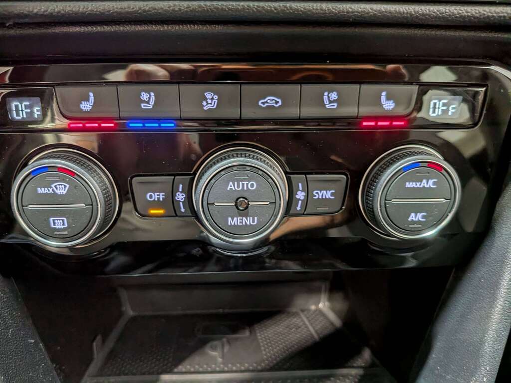 Volkswagen Taos 2024