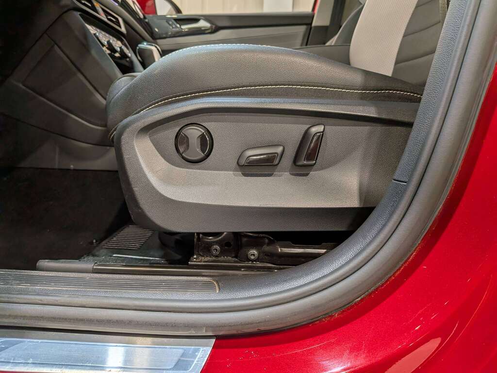 Volkswagen Taos 2024