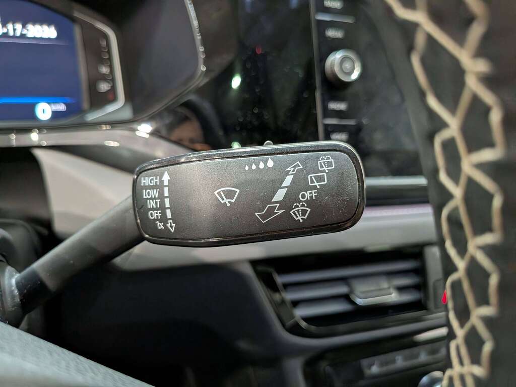 Volkswagen Taos 2024